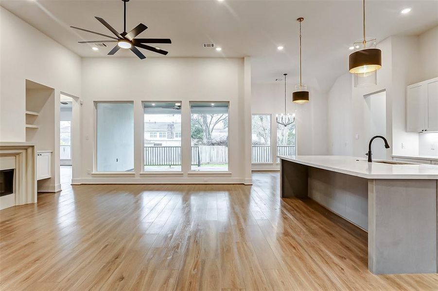 The breakfast bar will accommodate 4-5 bar stools providing the perfect “dine-in” option.