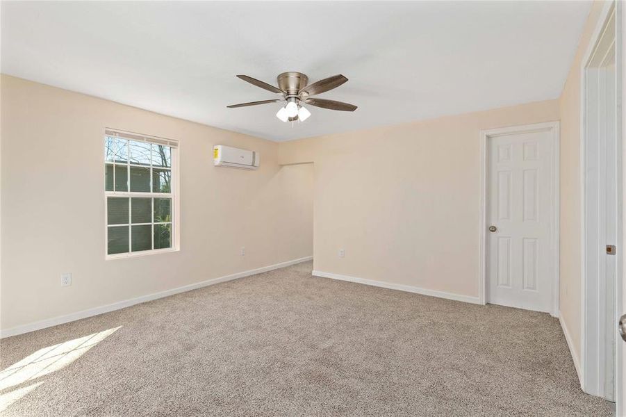 Spacious, unfurnished interior of a new home in , Brownwood (Image 10).