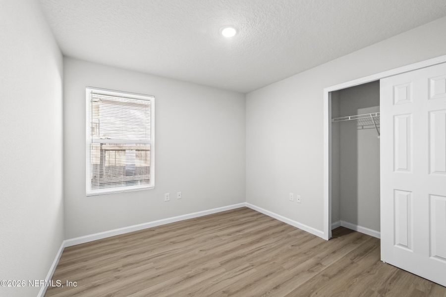 Spacious, unfurnished interior of a new home in , Jacksonville (Image 16).