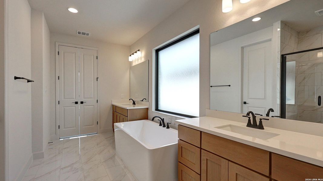Furnished interior view inside a new home in Ladera, San Antonio (Image 7).