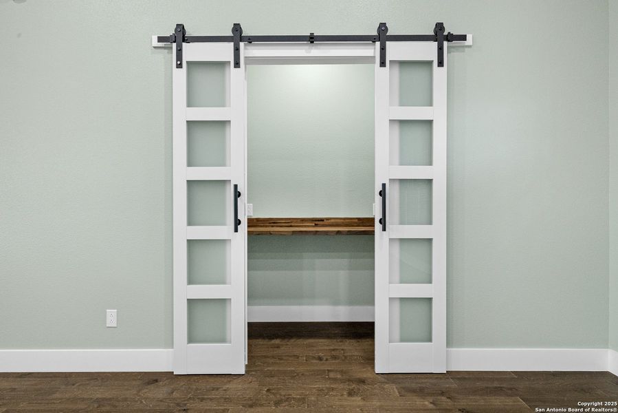 Spacious, unfurnished interior of a new home in , Hondo (Image 45). Spacious, unfurnished interior of a new home in , Hondo (Image 45).