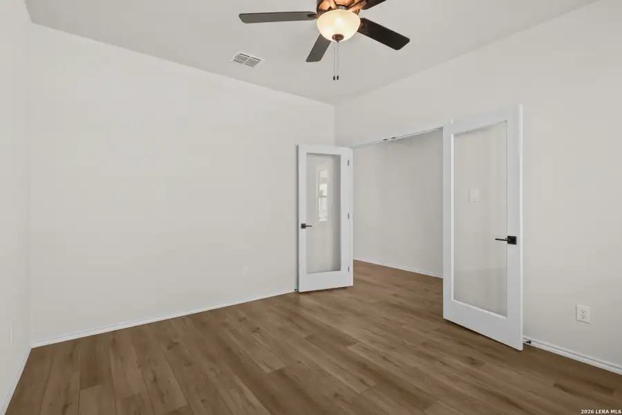 Spacious, unfurnished interior of a new home in Comanche Ridge, San Antonio (Image 37). Spacious, unfurnished interior of a new home in Comanche Ridge, San Antonio (Image 37).