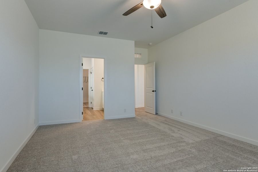 Spacious, unfurnished interior of a new home in The Preserve at the Wilder, Adkins (Image 29).