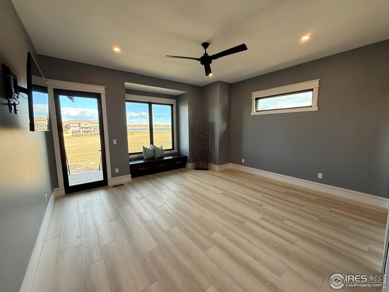 Spacious, unfurnished interior of a new home in , Fort Collins (Image 24).