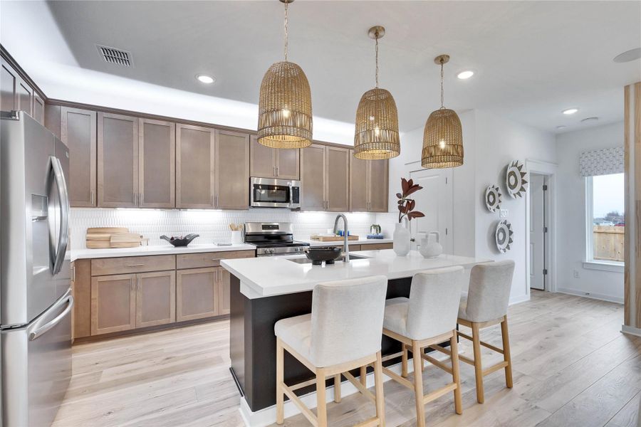 Model home photos of similar floorplans, not pictures of actual home. Model home photos of similar floorplans, not pictures of actual home.