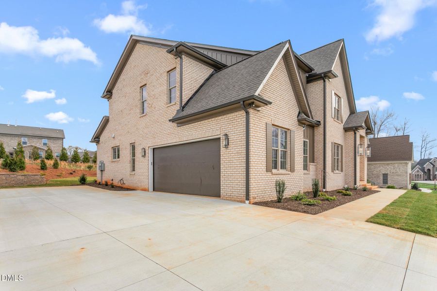 1150 Lochshire Drive-49
