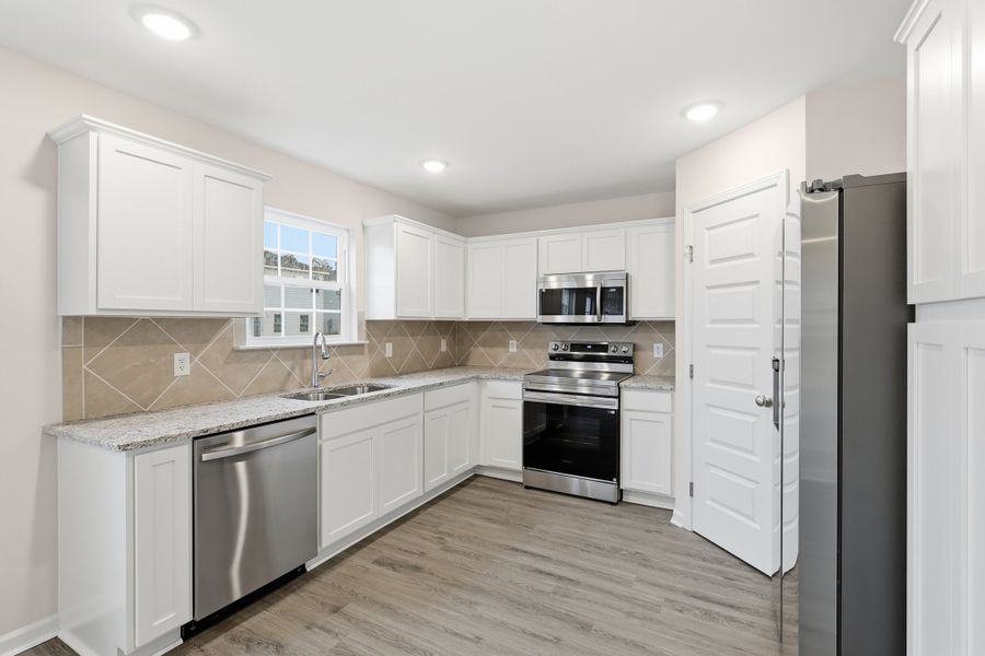 Representative furnished interior of a home built from the The Pamona by RTS Homes in Lakeside at Fifteen West, Hinesville (Image 5).