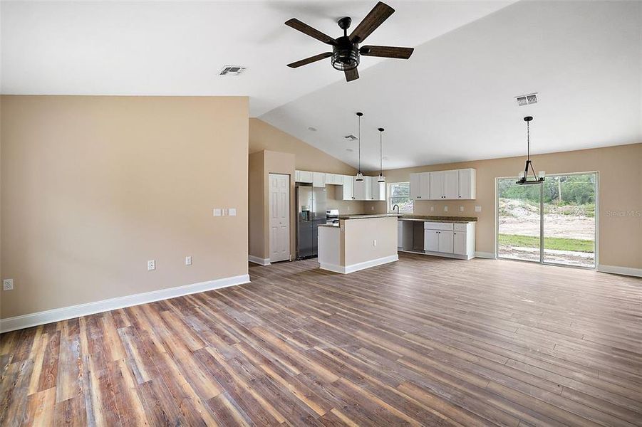 Spacious, unfurnished interior of a new home in , Dunnellon (Image 12). Spacious, unfurnished interior of a new home in , Dunnellon (Image 12).