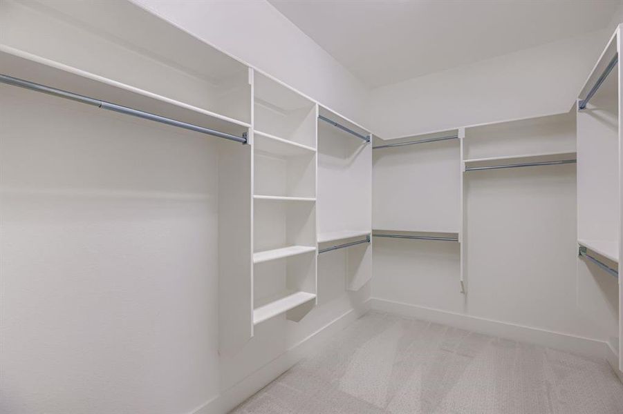 Spacious, unfurnished interior of a new home in Mosaic 40s, Celina (Image 16).