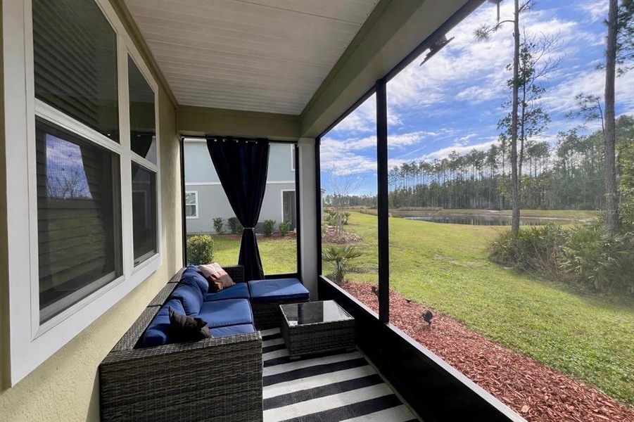 Exterior details and patio area of a home in , Palm Coast (Image 3).