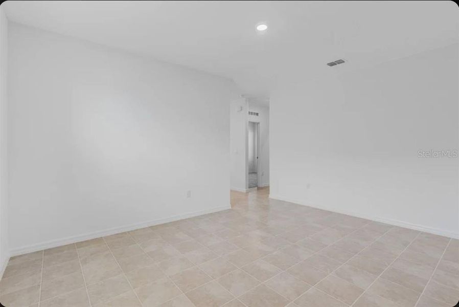 Spacious, unfurnished interior of a new home in Firethorn, Parrish (Image 6). Spacious, unfurnished interior of a new home in Firethorn, Parrish (Image 6).