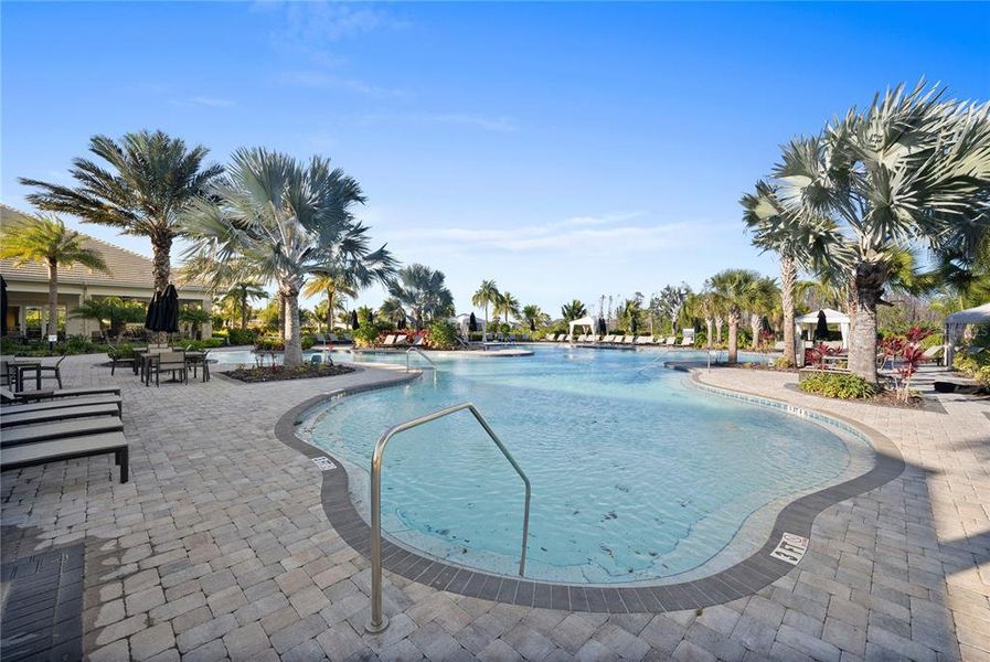 Community amenities in Esplanade at Wiregrass Ranch, Wesley Chapel (Image 60).