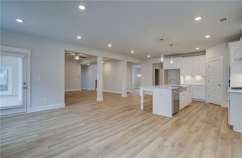 Spacious, unfurnished interior of a new home in , Senoia (Image 33).