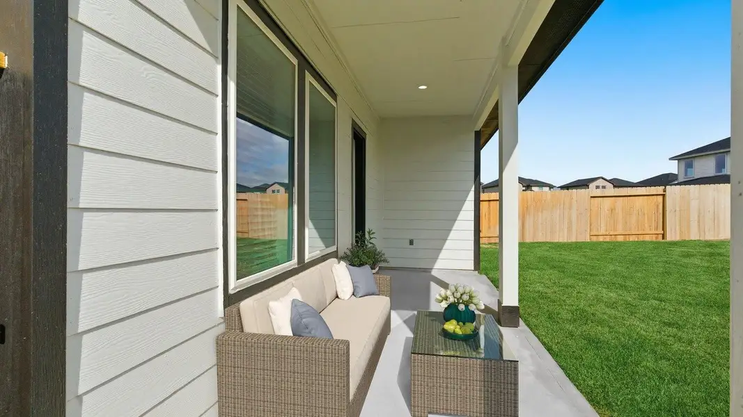 *All images, rooms measurements are approximate. All information, including pricing, is subject to change.