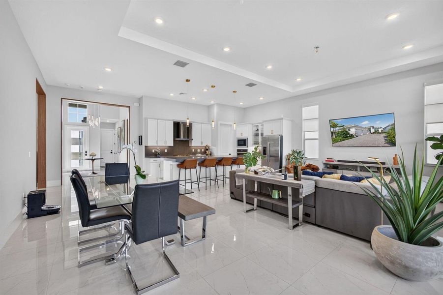 Kitchen/Dining & Great Room Kitchen/Dining & Great Room