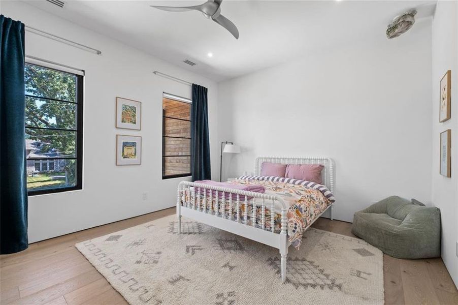 Furnished interior view inside a new home in , Atlanta (Image 4).