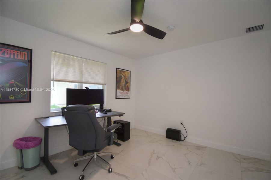 Furnished interior view inside a new home in , Fort Lauderdale (Image 7). Furnished interior view inside a new home in , Fort Lauderdale (Image 7).