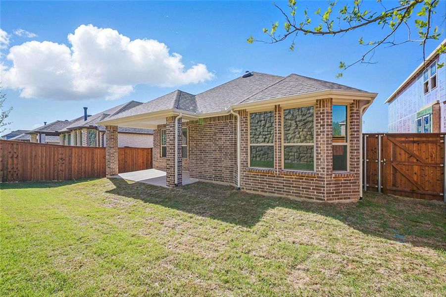 4289SantuaryROYCA027