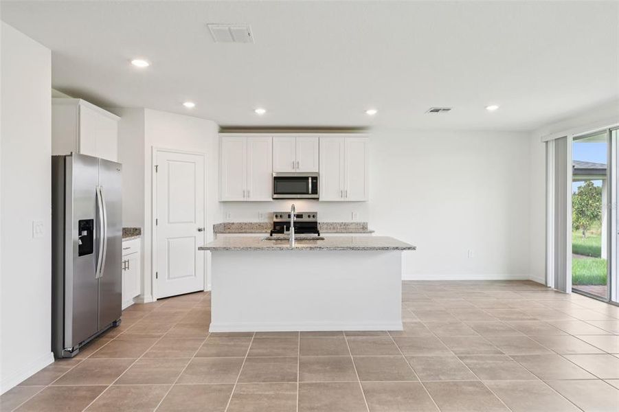 Furnished interior view inside a new home in Hamilton Bluff - Signature Series, Lake Hamilton (Image 13).