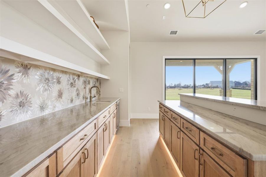 Furnished interior view inside a new home in Dean Farms, Lucas (Image 8).