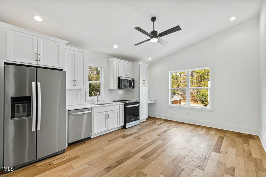 tempImage7531Hi tempImage7531Hi