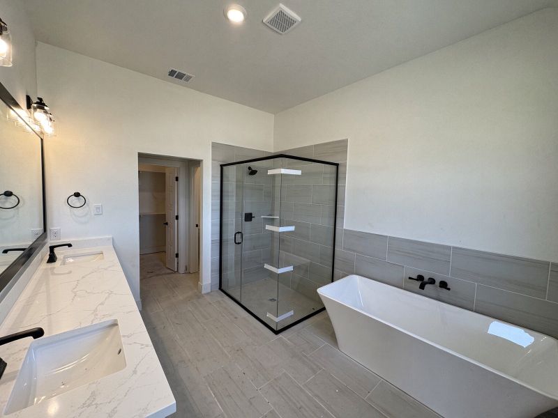 Furnished interior view inside a new home in Taylor Ranch, Springtown (Image 4).