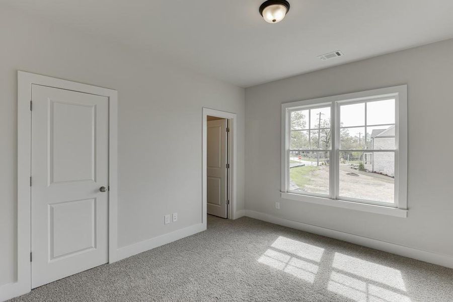 Spacious, unfurnished interior of a new home in , Buford (Image 22).