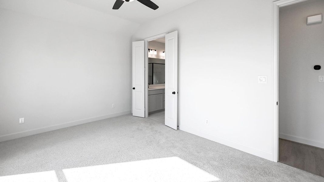 Spacious, unfurnished interior of a new home in Juniper Springs, Lockhart (Image 12). Spacious, unfurnished interior of a new home in Juniper Springs, Lockhart (Image 12).