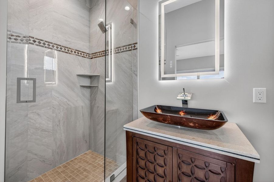 Furnished interior view inside a new home in , Fort Lauderdale (Image 56).