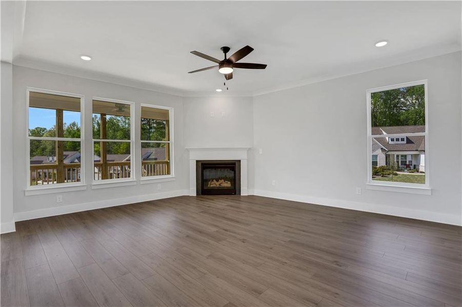 Spacious, unfurnished interior of a new home in Cambridge, Flowery Branch (Image 32). Spacious, unfurnished interior of a new home in Cambridge, Flowery Branch (Image 32).