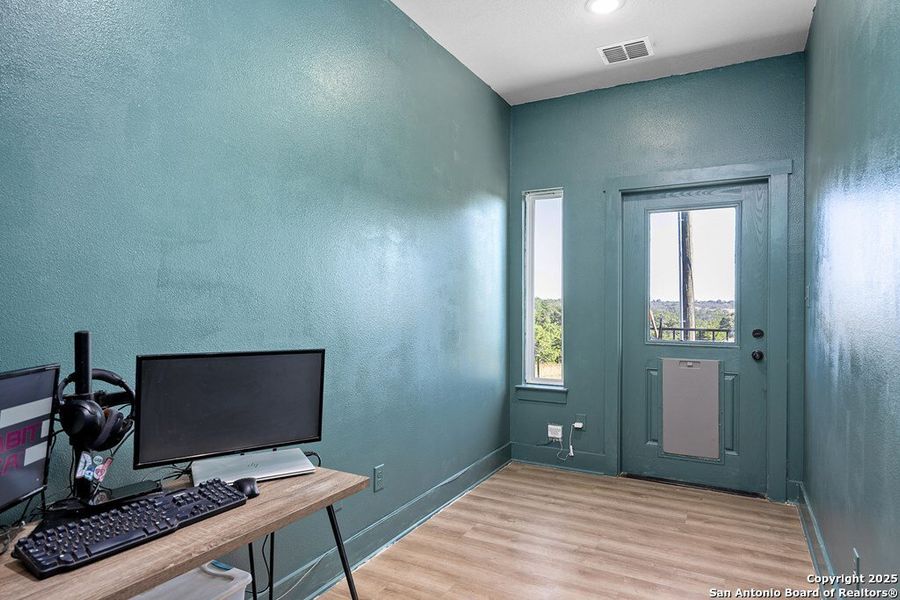 Furnished interior view inside a new home in , Kerrville (Image 21). Furnished interior view inside a new home in , Kerrville (Image 21).