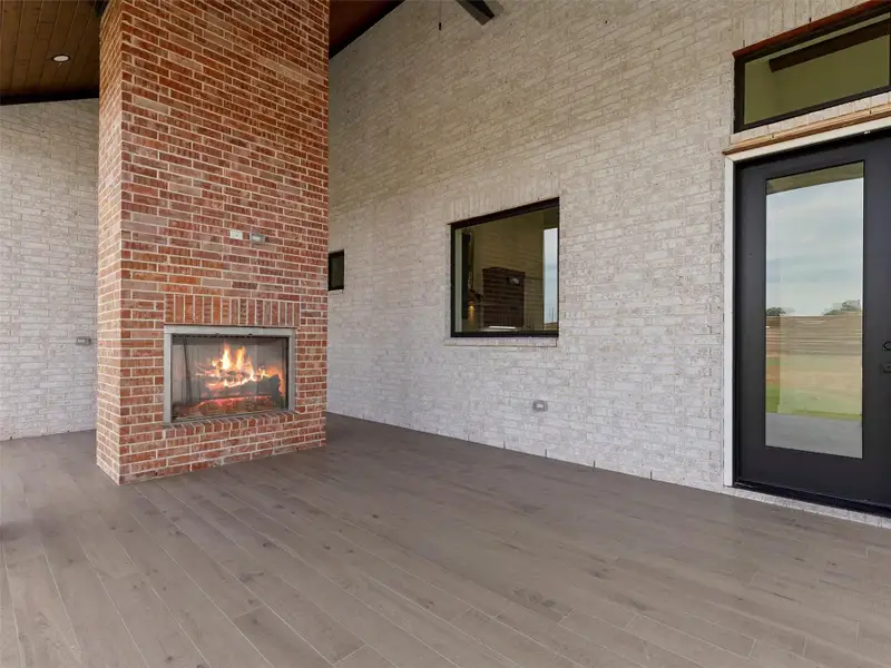 Exterior details and patio area of a home in , Smithville (Image 3).