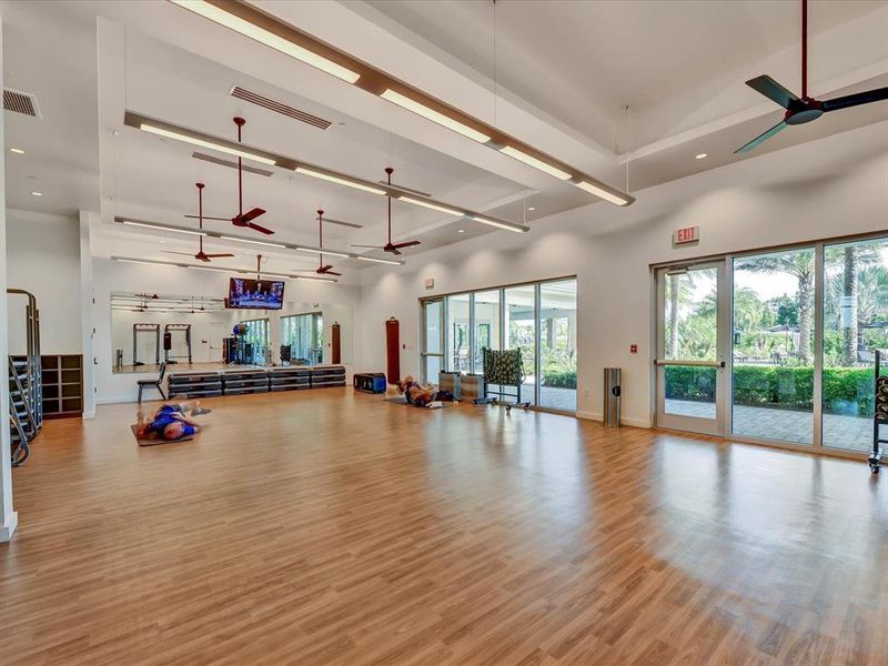 Community amenities in , Wesley Chapel (Image 66).