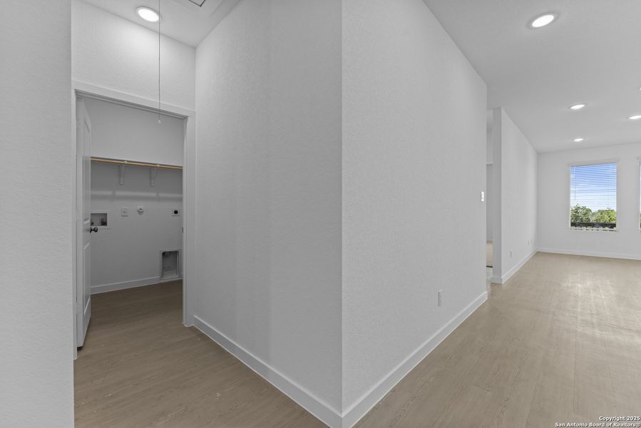 Spacious, unfurnished interior of a new home in Waterwheel: Coastline Collection, San Antonio (Image 7). Spacious, unfurnished interior of a new home in Waterwheel: Coastline Collection, San Antonio (Image 7).