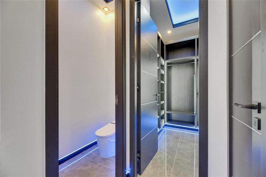 Furnished interior view inside a new home in , Apollo Beach (Image 20).