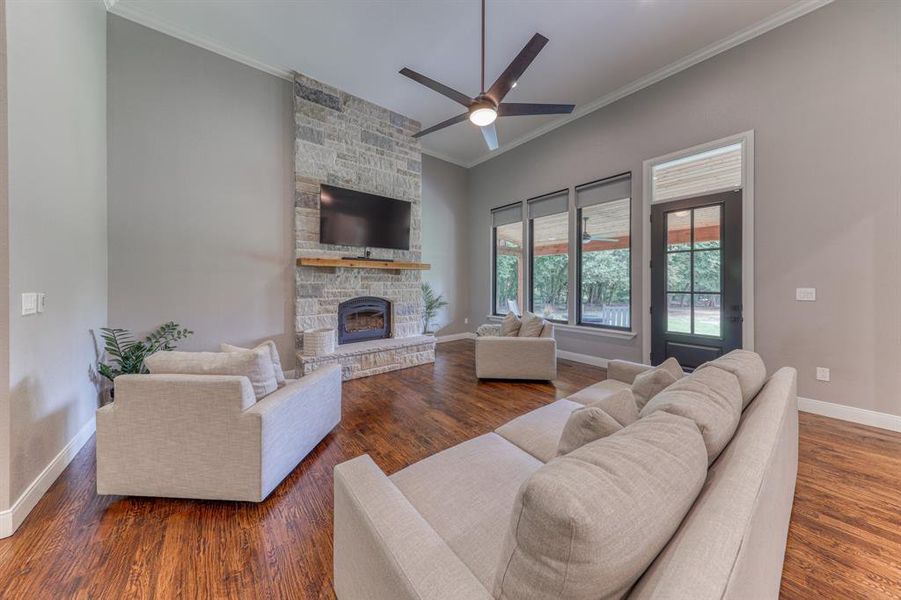 Furnished interior view inside a new home in , Weatherford (Image 34).