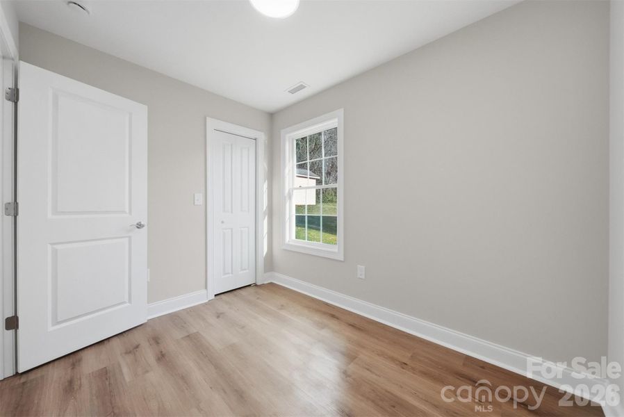 Spacious, unfurnished interior of a new home in , Hickory (Image 26).