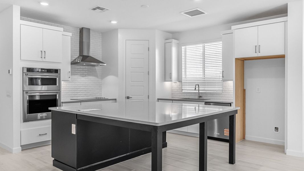 Furnished interior view inside a new home in Prada, Phoenix (Image 9). Furnished interior view inside a new home in Prada, Phoenix (Image 9).