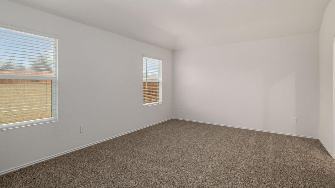 Spacious, unfurnished interior of a new home in Watermill, Uhland (Image 19).