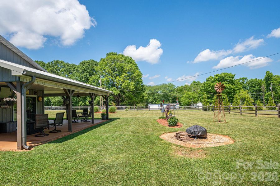 Image 40 of a home in .
