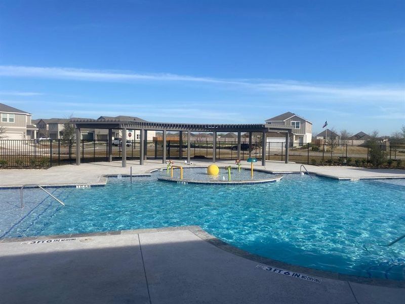 Coyote Amenities -2