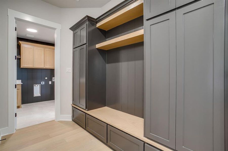 Furnished interior view inside a new home in Waterfall Ranch Estates, Waxahachie (Image 13).