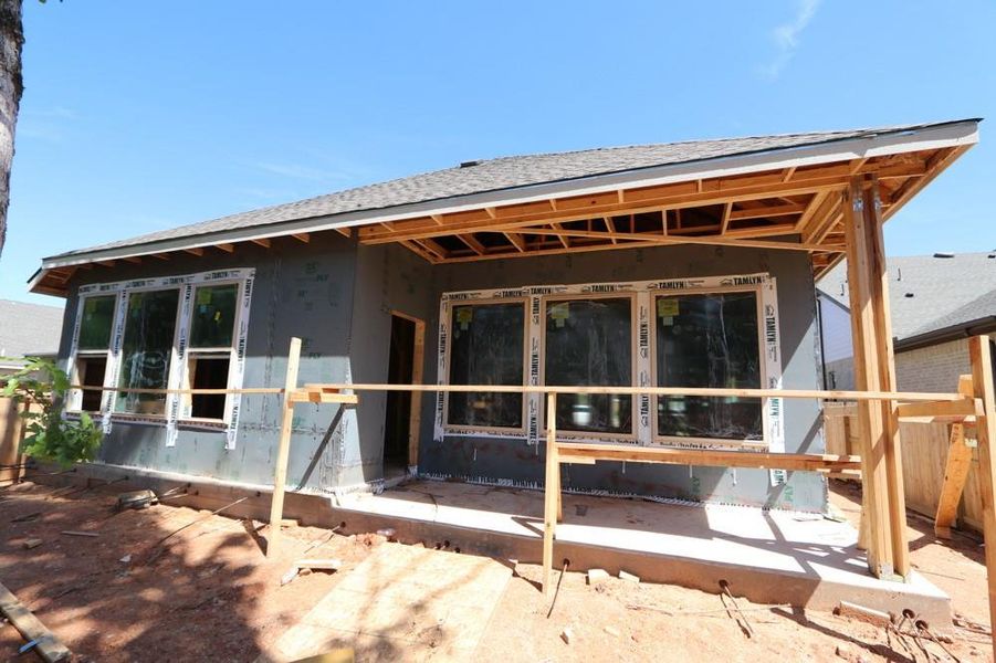Let us show you how our advanced framing techniques have stood the test of time and allow more insulation for a quieter and more energy efficient home. Let us show you how our advanced framing techniques have stood the test of time and allow more insulation for a quieter and more energy efficient home.