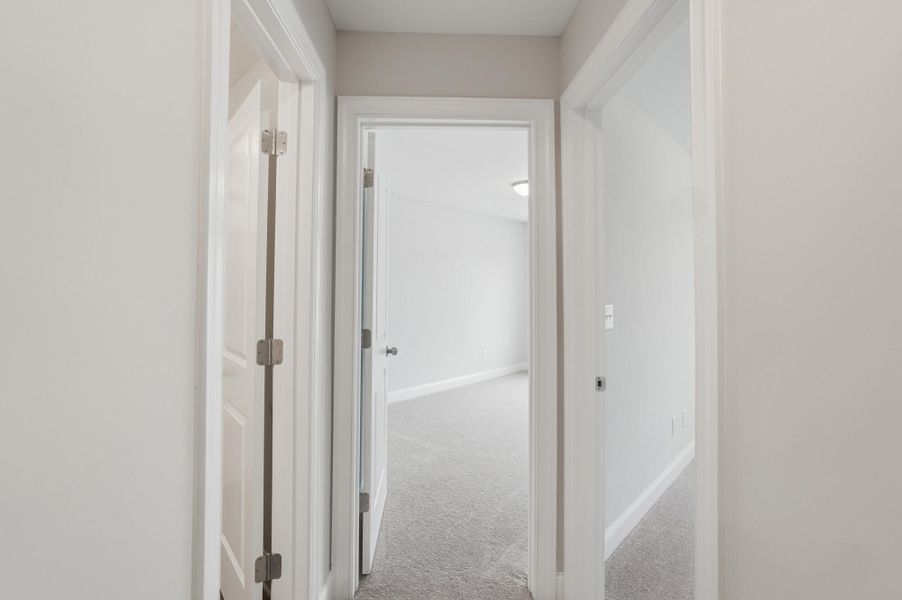 Spacious, unfurnished interior of a new home in Harrisburg Village Townhomes, Harrisburg (Image 33).
