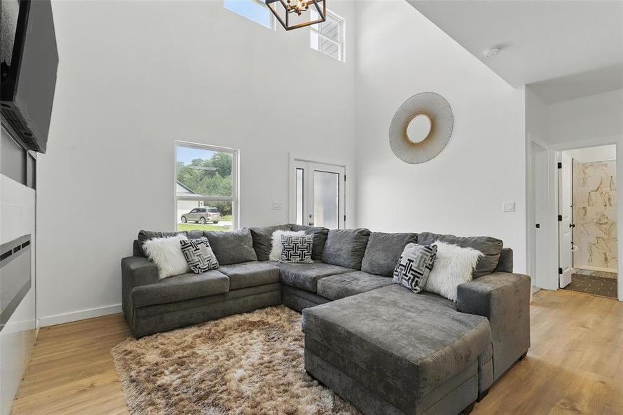 Furnished interior view inside a new home in , Granbury (Image 8).