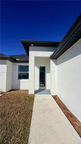 Exterior details and patio area of a home in , Lehigh Acres (Image 24).