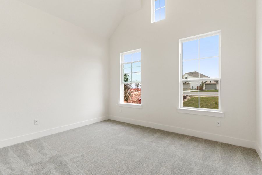 Representative unfurnished interior of a home built from the Waterville by Ashton Woods in The Trails at Carmel, Pflugerville (Image 25).
