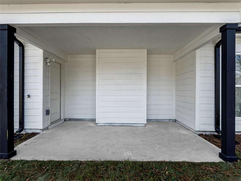 Exterior details and patio area of a home in , Riverdale (Image 3).