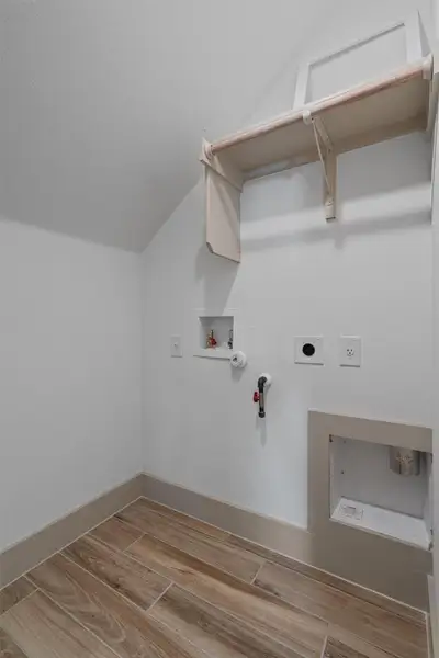 Image 29 of a home in .