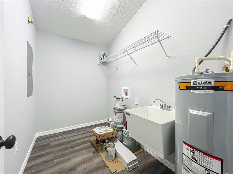 Image 27 of a home in .